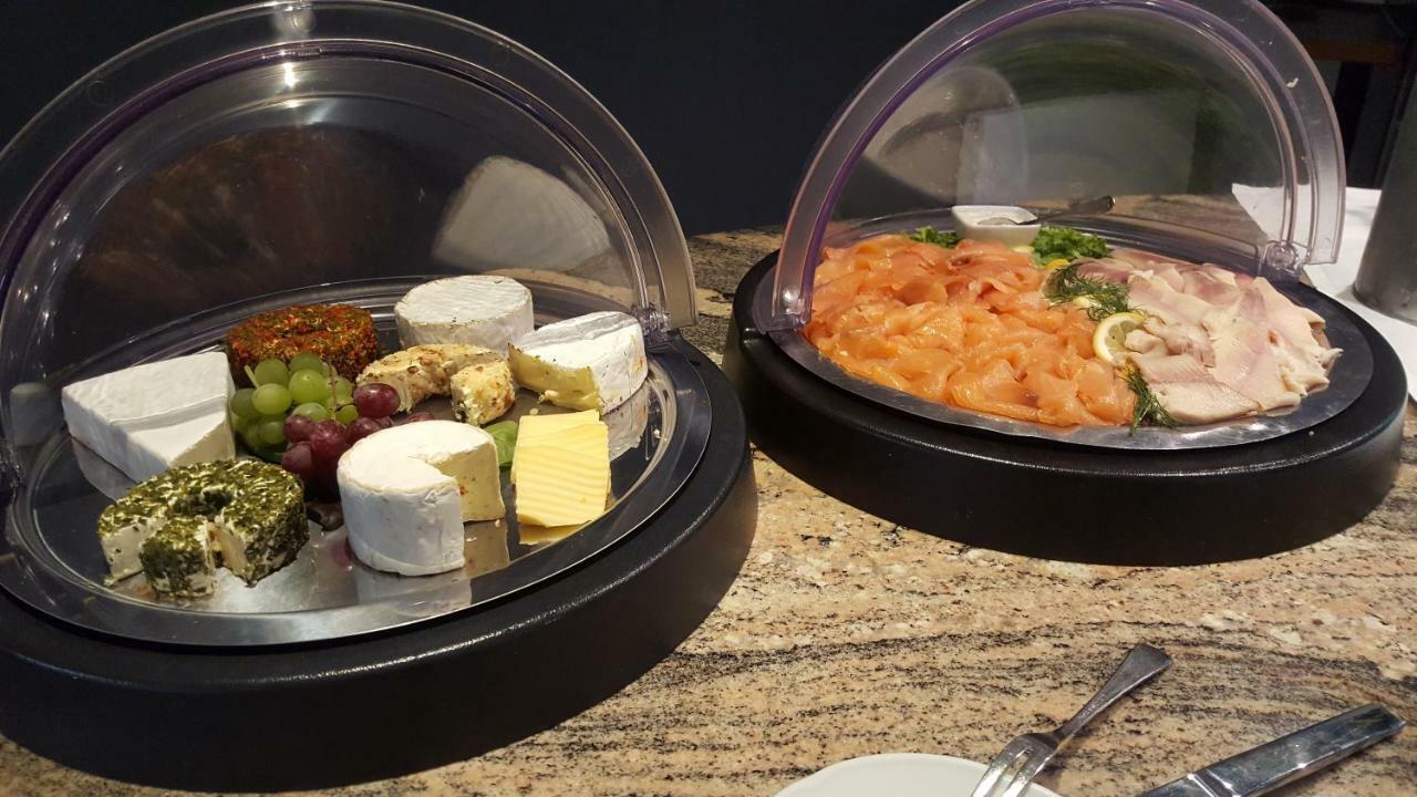 埃姆昂特斯酒店 Bantikow 外观 照片